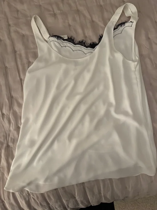 Babaton Tank with Lace Trim - size L - Picture 5 of 5